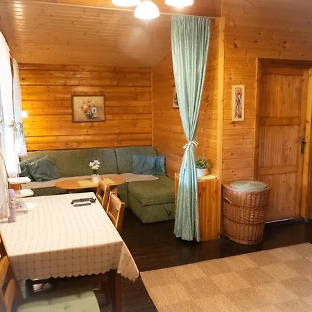 Vadas Relax House